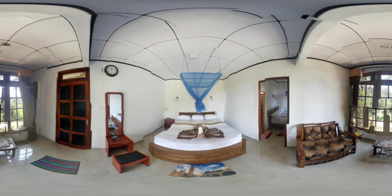 Sri Bhavan Ella Luaran gambar